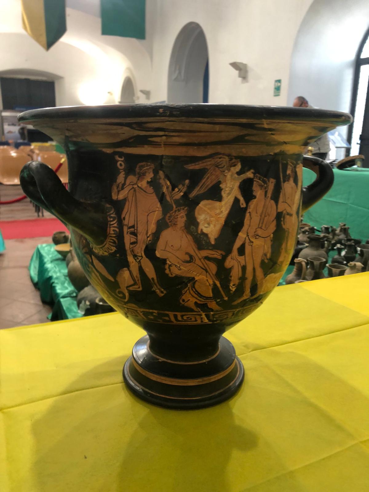 La Soprintendenza Abap per le province di Caserta e Benevento ha presentato 398 reperti archeologici recuperati