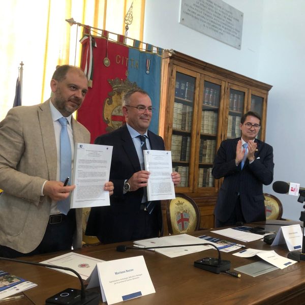 Sottoscritto questa mattina l’accordo per il recupero della Masseria di Monte Carmignano