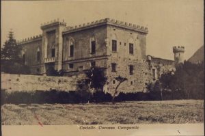 Il castello di Pannarano in una foto degli anni '20